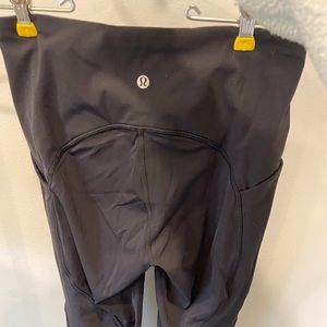 Lululemon cropped leggings